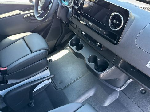 New 2026 Mercedes-Benz Sprinter 2500 image 25