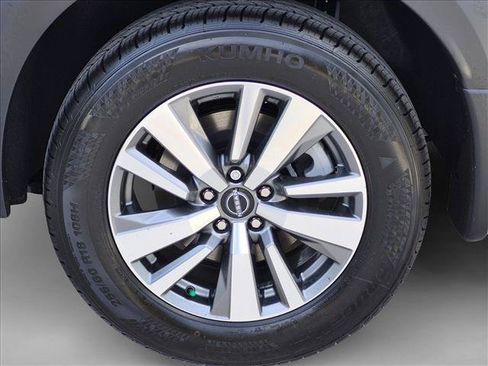 New 2026 Nissan Pathfinder SL FWD image 10