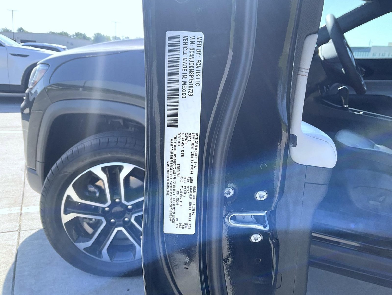 Used 2023 Jeep Compass Limited w/ Sun and Sound Group AWD/4WD image 25