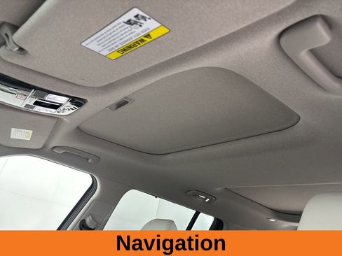 Used 2025 Hyundai Santa Fe Limited FWD image 10