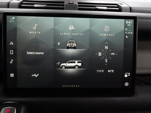 Used 2023 Land Rover Defender 130 X-Dynamic SE AWD/4WD image 19