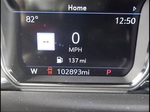 Used 2021 GMC Yukon SLT w/ SLT Premium Package RWD image 9