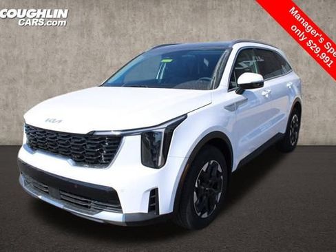 Used 2025 Kia Sorento S w/ Panoramic Sunroof Package FWD image 6