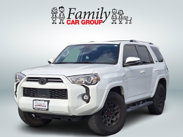 Used 2024 Toyota 4Runner SR5 Premium w/ Moonroof Package AWD/4WD image 1