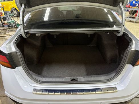 Used 2023 Nissan Altima 2.5 SR image 13