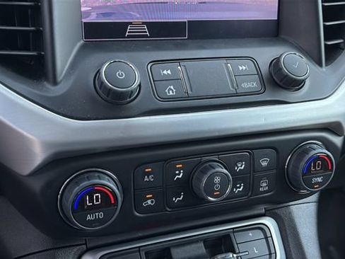 Used 2023 GMC Acadia SLE w/ Driver Convenience Package AWD/4WD image 29