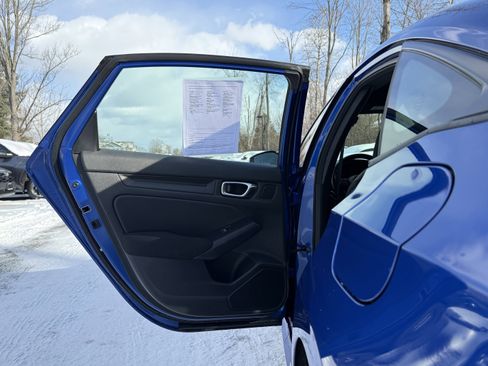Used 2023 Honda Civic Sport image 27