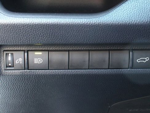 Used 2023 Toyota RAV4 XLE image 18