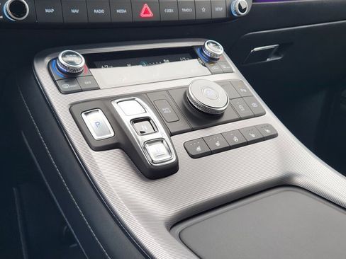 Used 2025 Hyundai Palisade Calligraphy image 19