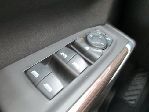 Certified 2021 Chevrolet Silverado 1500 LT Trail Boss image 22