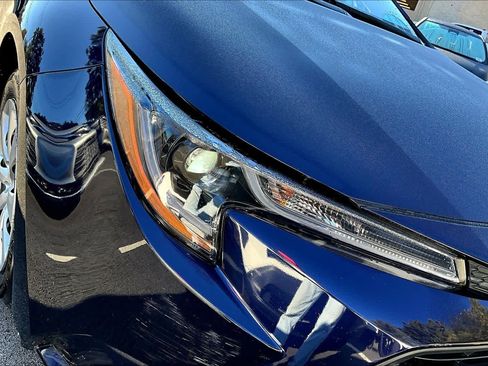 Certified 2025 Toyota Corolla LE image 26