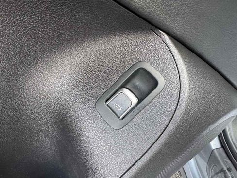 Used 2017 Audi Q5 2.0T Premium w/ Audi MMI Navigation Plus image 27