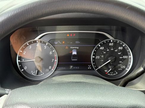 Used 2020 Nissan Titan SV AWD/4WD image 17
