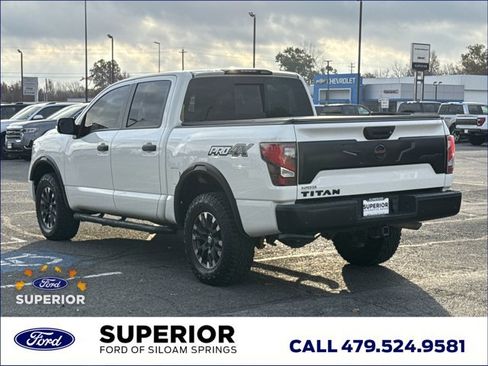 Used 2020 Nissan Titan PRO-4X w/ Pro-4x Convenience Package image 13