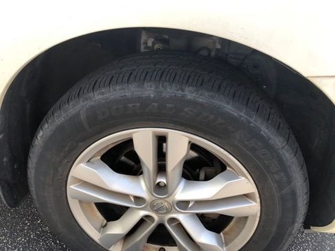 Used 2012 Nissan Rogue SV image 6