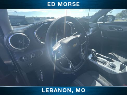 Certified 2025 Chevrolet Blazer LT FWD image 10