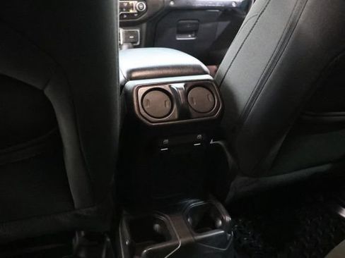 Used 2020 Jeep Wrangler Unlimited Sport AWD/4WD image 35