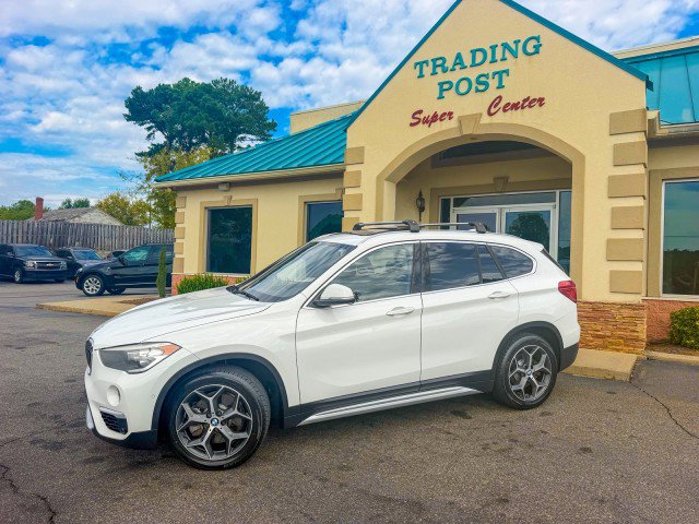 Used 2018 BMW X1 xDrive28i w/ Convenience Package AWD/4WD image 3