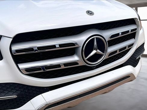 Used 2021 Mercedes-Benz GLS 450 4MATIC image 29