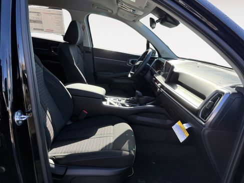 New 2026 Kia Sorento LX image 19