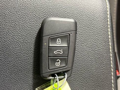 Used 2022 Volkswagen Taos S FWD image 36