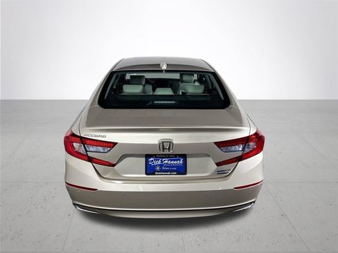 Used 2019 Honda Accord Touring image 7