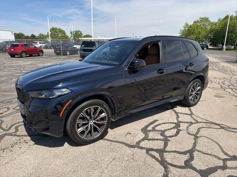 Used 2024 BMW X5 xDrive40i w/ M Sport Package AWD/4WD image 2