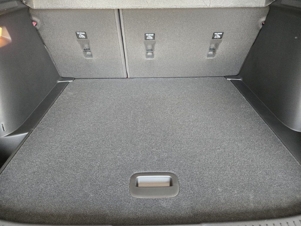 New 2026 Chevrolet Trax RS w/ Sunroof Package FWD image 37