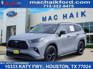 Used 2024 Toyota Highlander XLE video 1