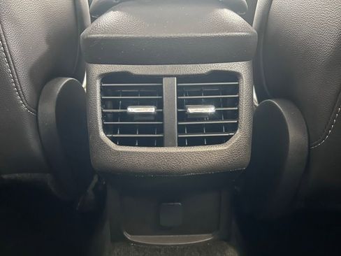 Used 2016 Ford Fusion SE w/ Equipment Group 202A FWD image 20