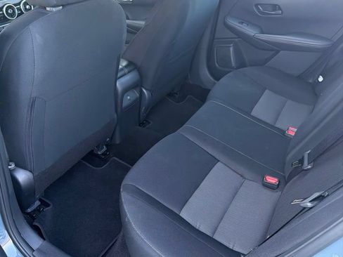 Used 2024 Nissan Sentra SV FWD image 6