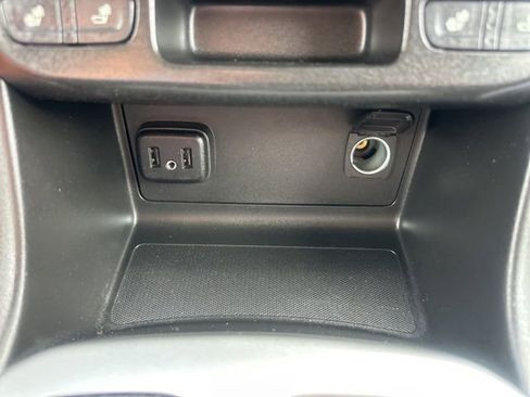 Certified 2022 Chevrolet Colorado LT w/ Safety Package AWD/4WD image 15