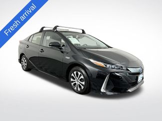 Used 2022 Toyota Prius Prime LE FWD video 1