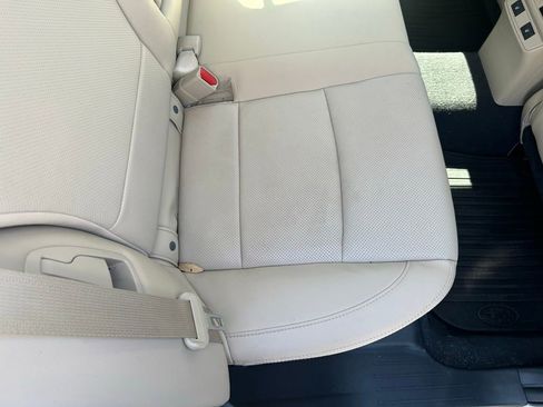 Used 2017 Subaru Outback 2.5i Limited image 20