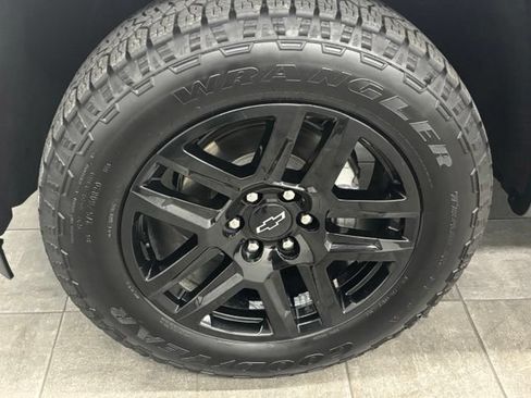 Used 2024 Chevrolet Silverado 1500 RST AWD/4WD image 6