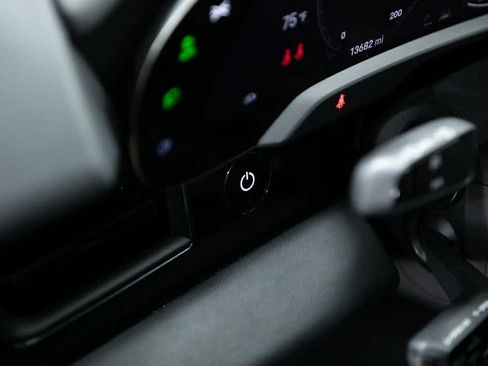 Certified 2022 Porsche Taycan 4 Cross Turismo image 24