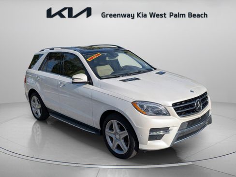 Used 2015 Mercedes-Benz ML 400 4MATIC image 2