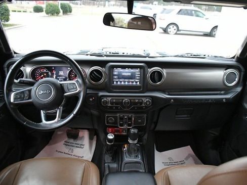 Used 2020 Jeep Wrangler Unlimited Rubicon w/ Dual Top Group image 10