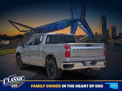 New 2026 Chevrolet Silverado 1500 LT w/ LPO, Dark Essentials Package