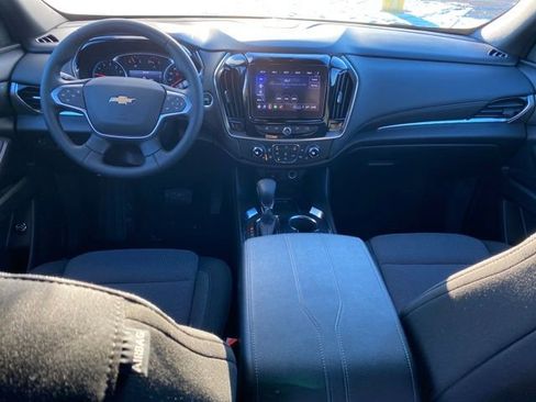 Certified 2023 Chevrolet Traverse LT image 6