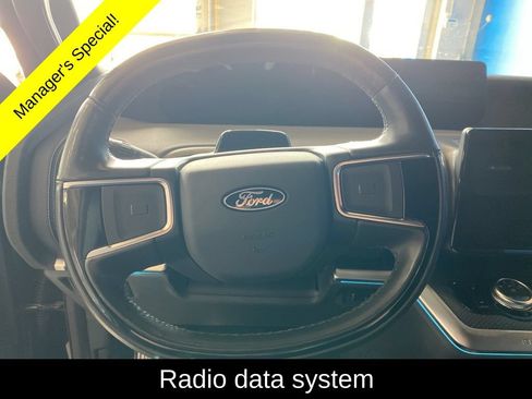 Used 2025 Ford Expedition Max Platinum w/ Stealth Appearance Package AWD/4WD image 7