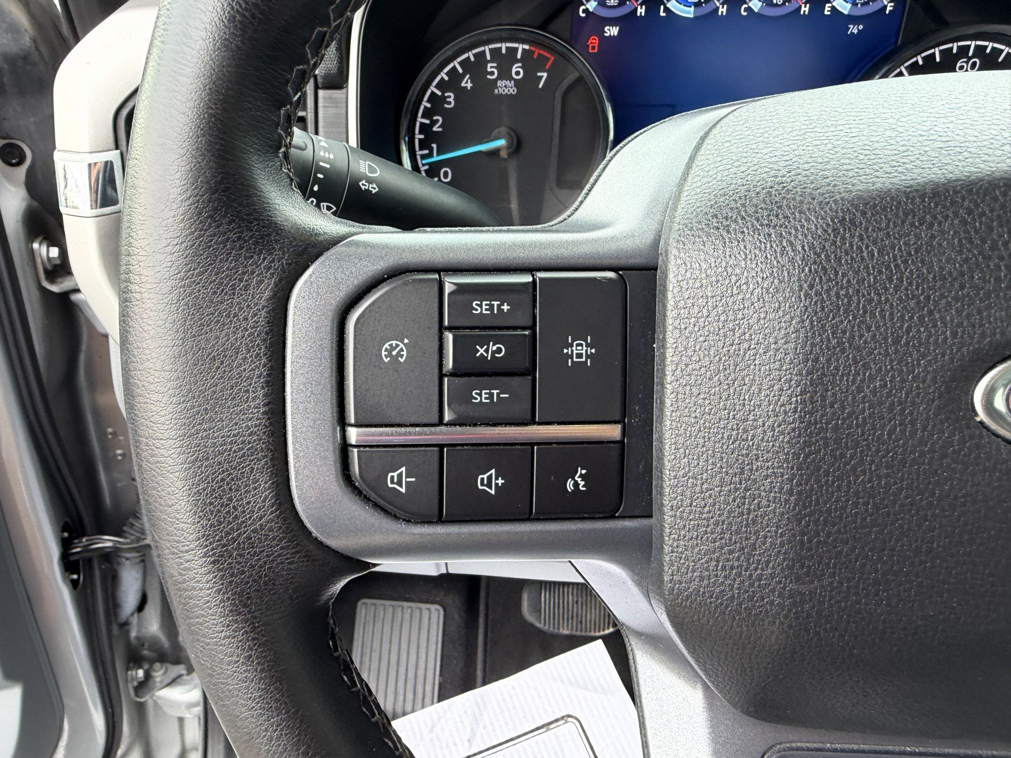 Used 2023 Ford F150 XLT w/ Equipment Group 302A High AWD/4WD image 15