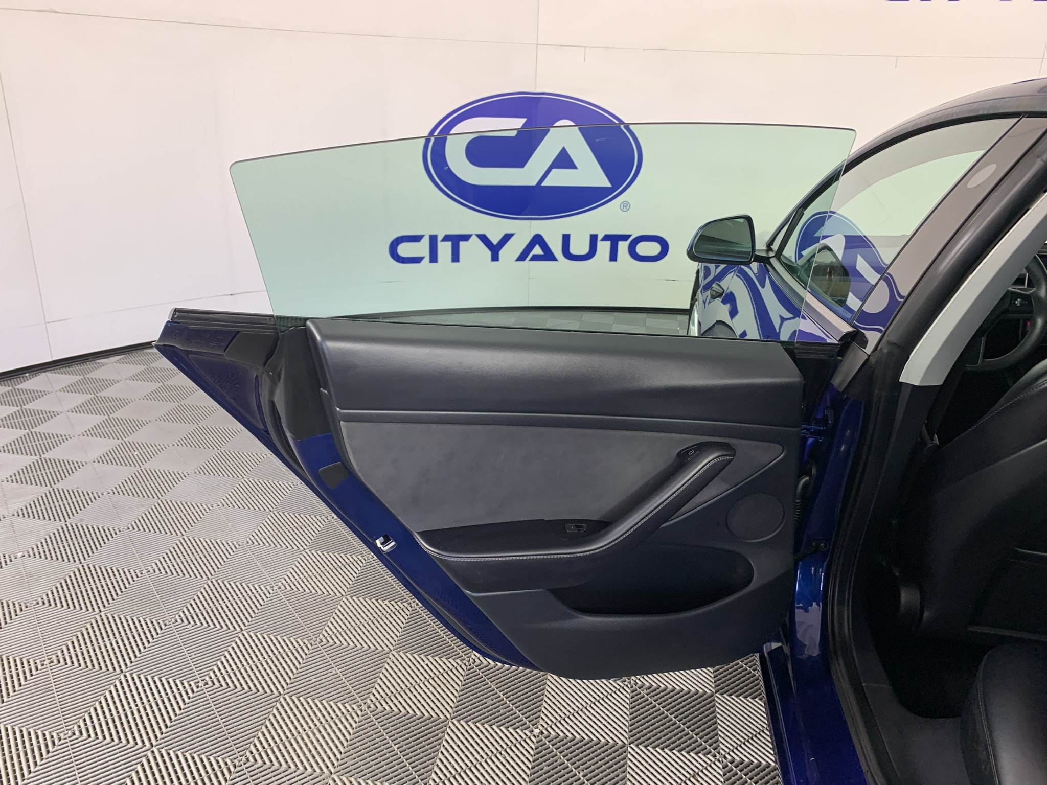 Used 2022 Tesla Model 3 Long Range AWD/4WD image 24