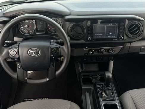 Used 2020 Toyota Tacoma SR w/ SR Convenience Package RWD image 11