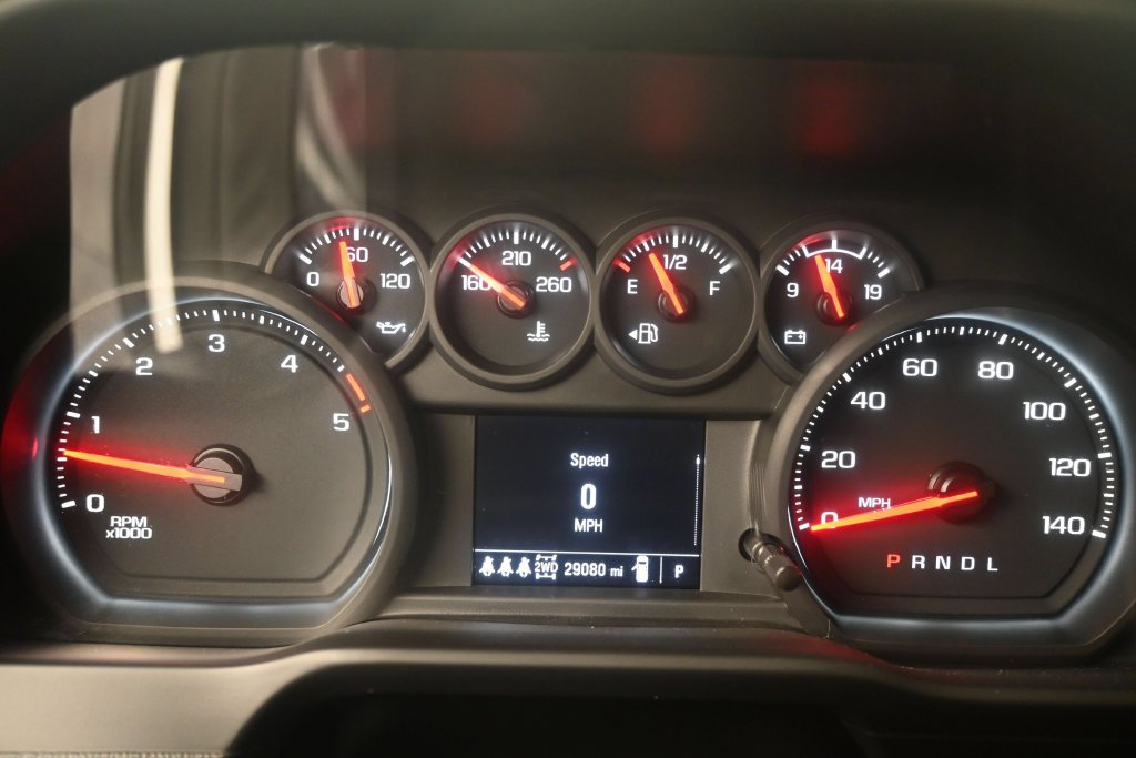 Used 2025 Chevrolet Silverado 3500 W/T AWD/4WD image 13
