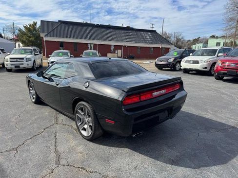 Used 2013 Dodge Challenger R/T image 5