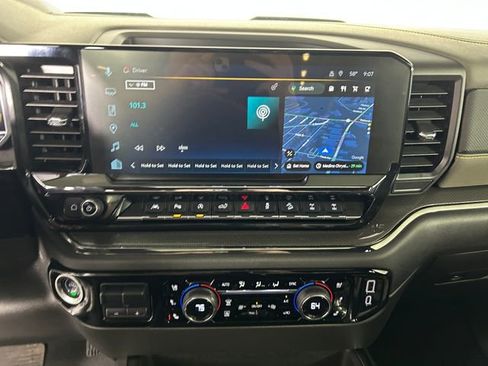 Used 2025 Chevrolet Silverado 1500 ZR2 w/ Technology Package image 22