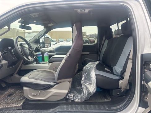 Used 2018 Ford F150 Lariat w/ Equipment Group 502A Luxury image 9