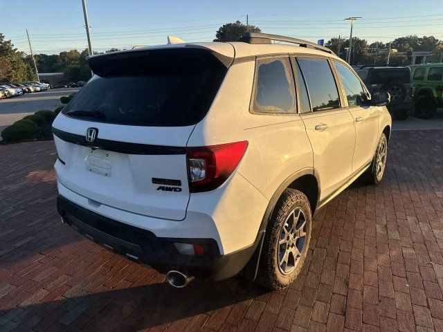Used 2024 Honda Passport TrailSport image 14