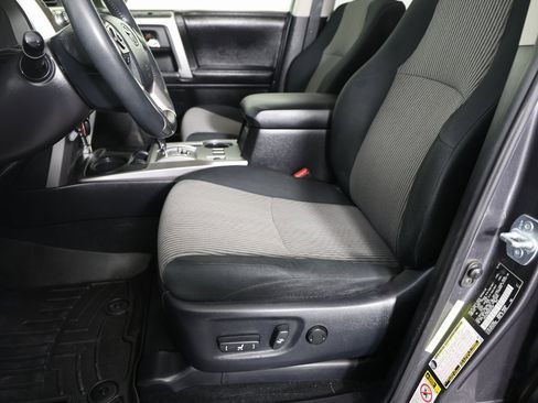 Used 2016 Toyota 4Runner SR5 image 13